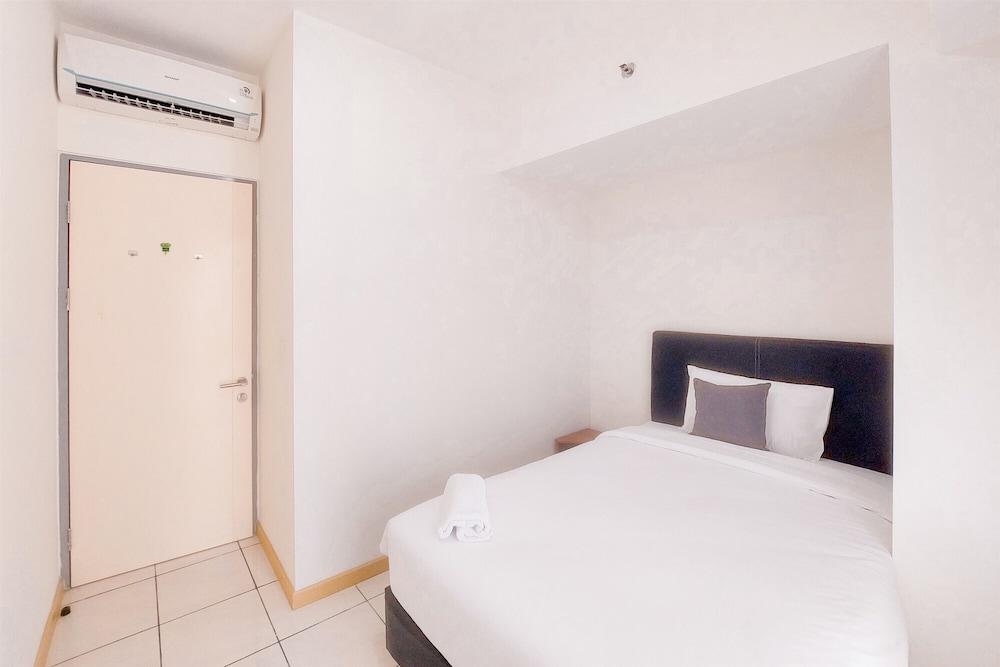 Comfy And Spacious 2Br Apartment M-Town Residence