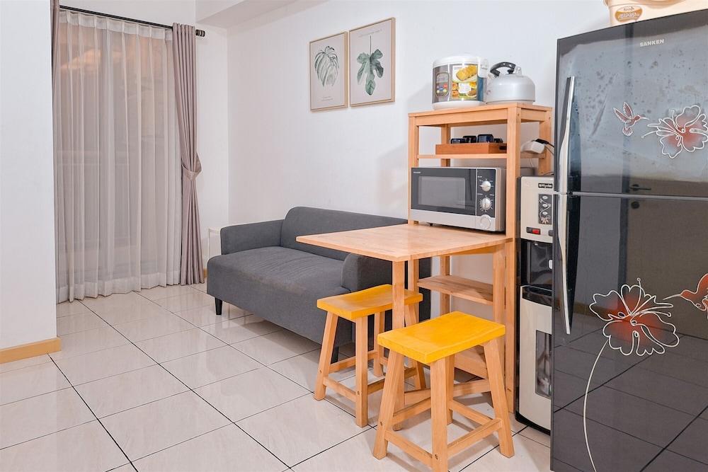 Best Location And Homey 2Br Apartment At M-Town Residence