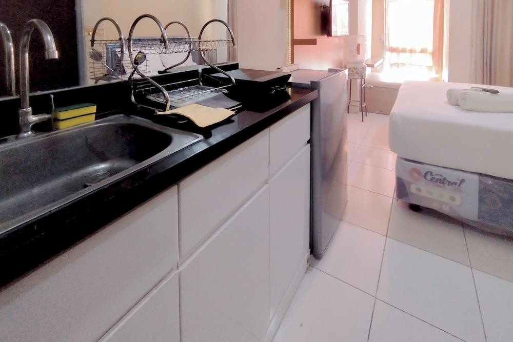 Modern And Comfortable Studio At Tamansari Prospero Sidoarjo Apartment