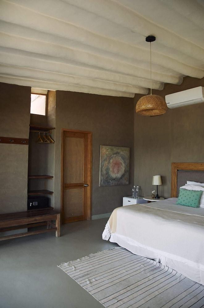 w Fantastic 1BR w Pool in M Ncora