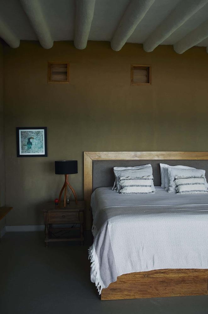 w Trendy 1BR w Pool in M Ncora