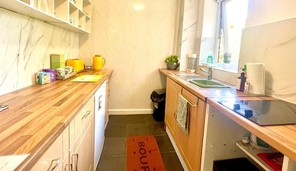 Cosy City Apartment - North of Carlisle - Pet Friendly