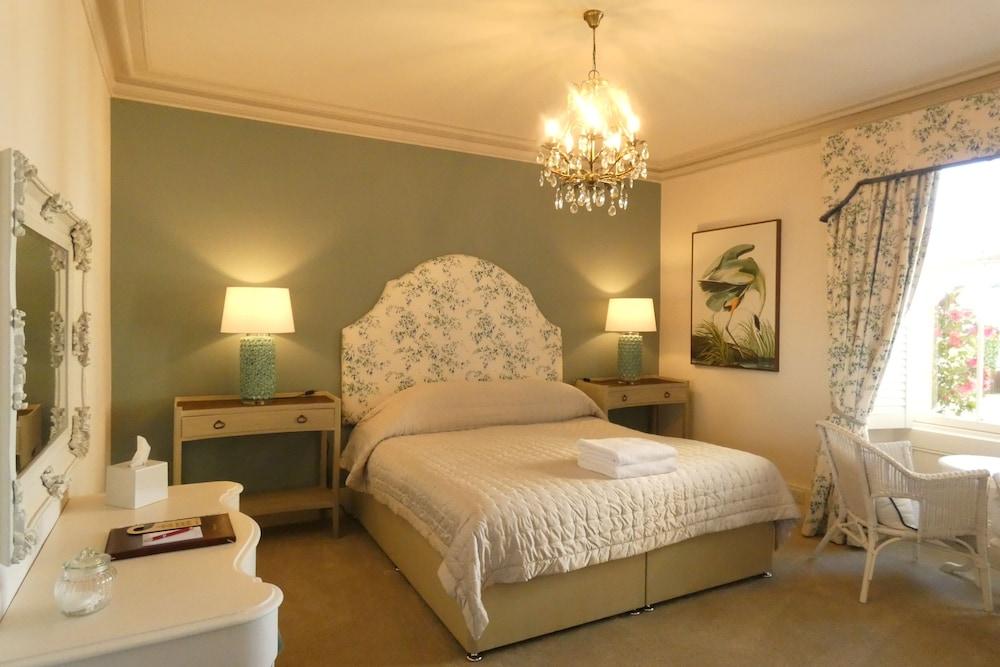 Dungallan Country House