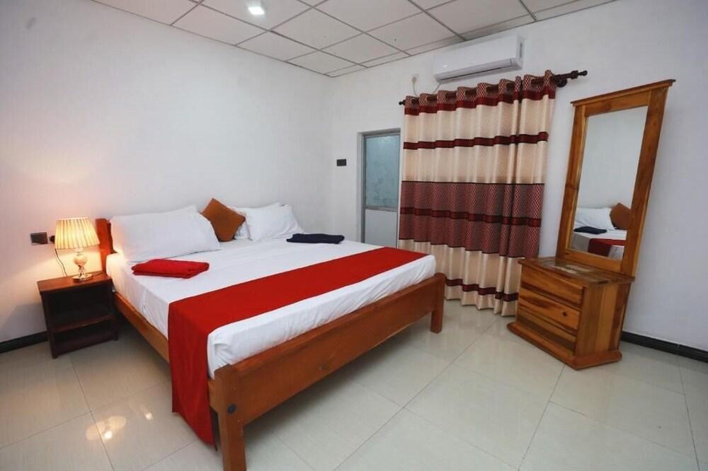 Alankulama Waana Resort