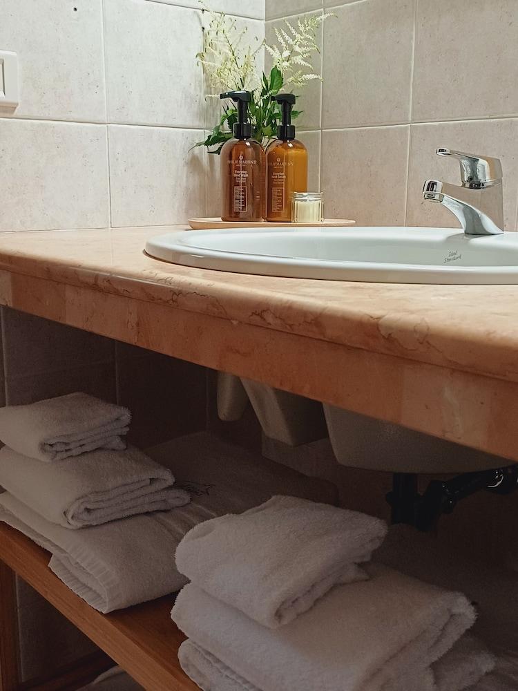 DREAM ROOMS APARTMENT