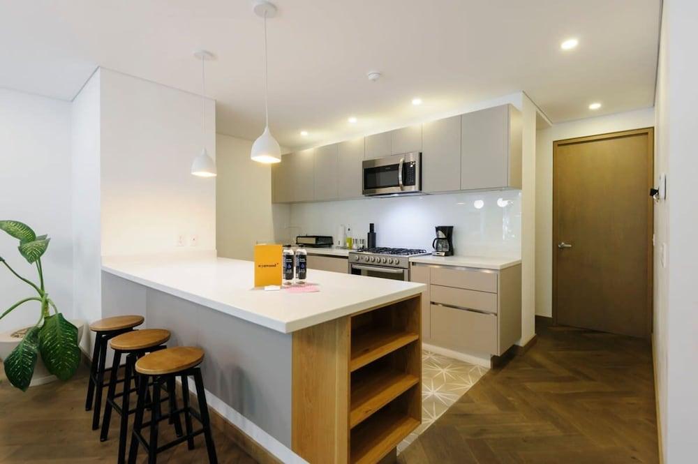 w Harmonious 3BR With Private Terrace in Polanco