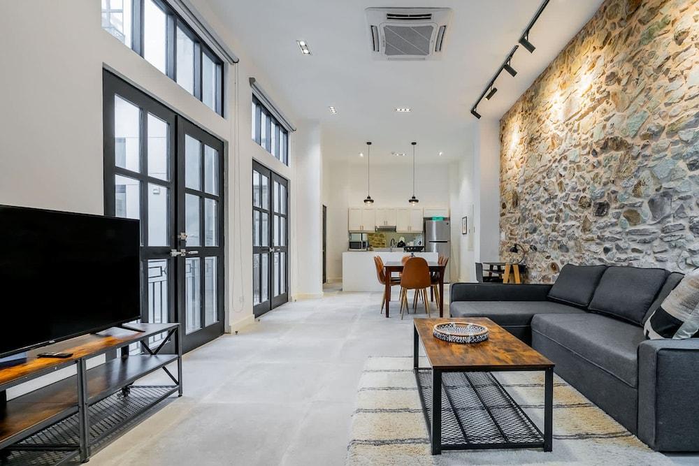 w Contemporary 1BR in Plaza Catedral