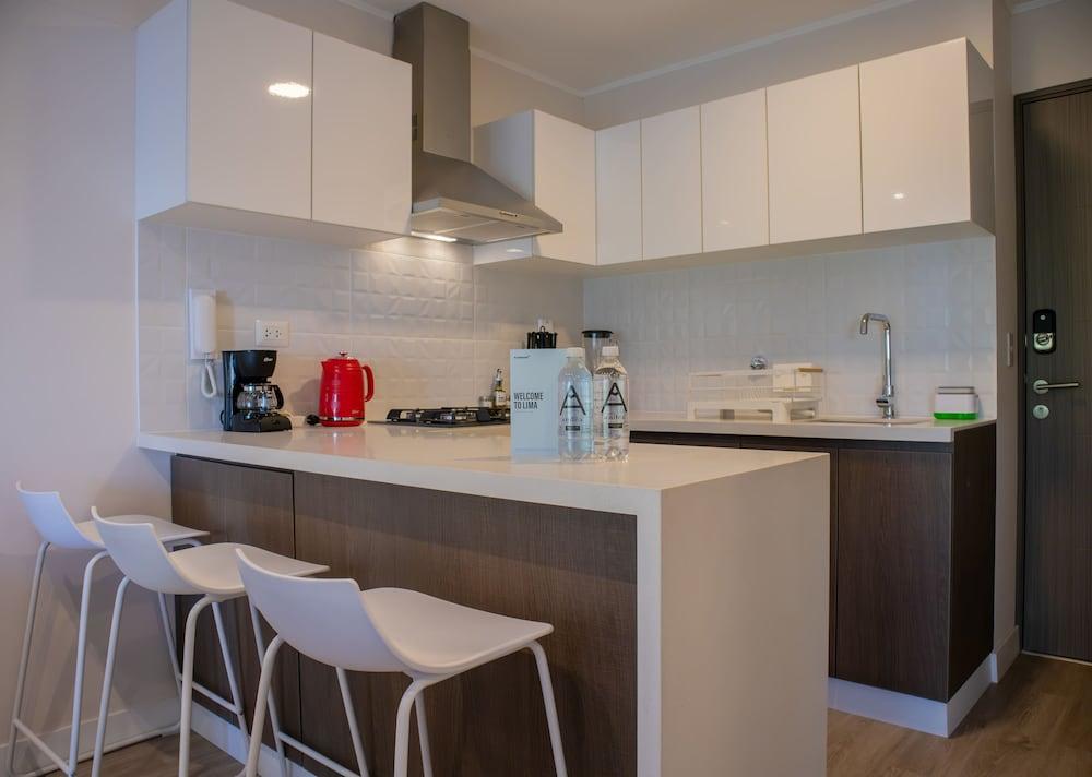 w Striking 2BR w Terrace in Miraflores