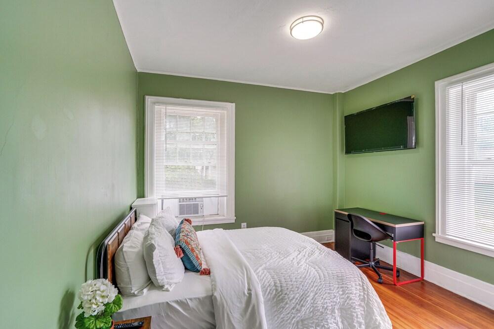 Steps to Union College: Home w/ Shared Yard!