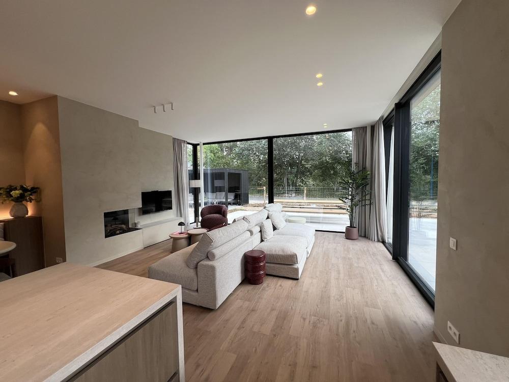 Modern Cozy Beach Villa - La Madrague