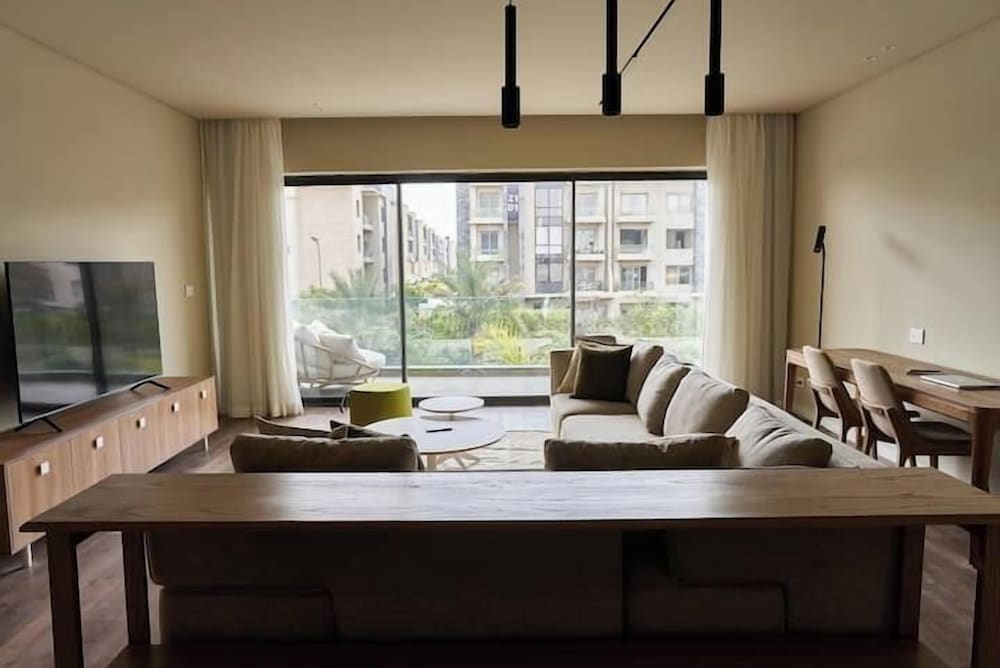 Meraviglia Lake View Residence New Cairo