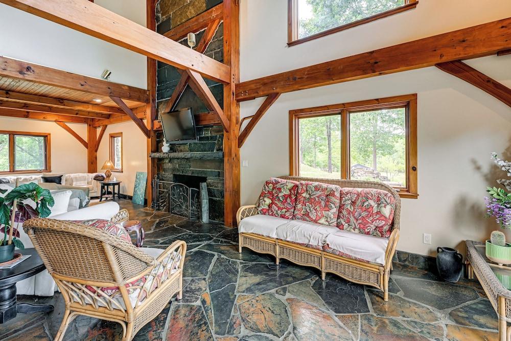 Riverfront Hudson Valley Gem w/ Beach Access!