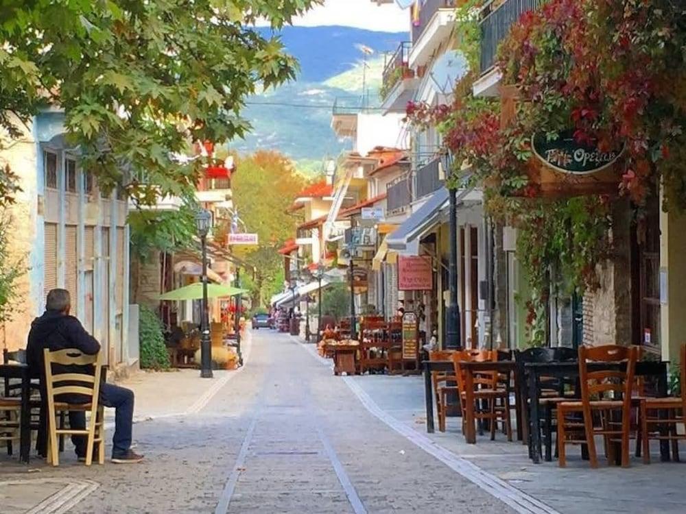 Villa Nausika - Tranquil Peloponnese Stone Nest