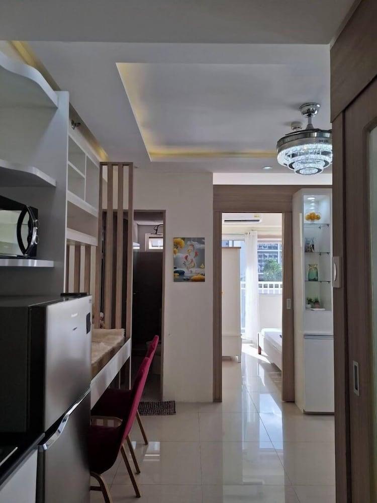 SMDC Good Stays - Shore Residences 2BR