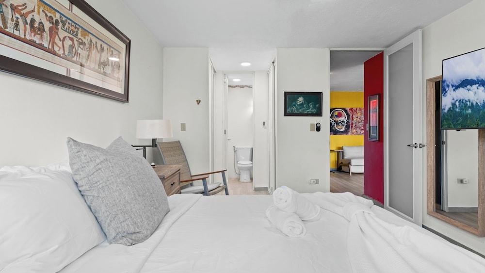 Tropical Escape With Pool Tennis Cabo Rojo