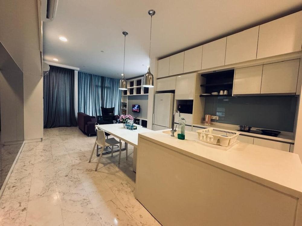 The Platinum KLCC By Skyscraper