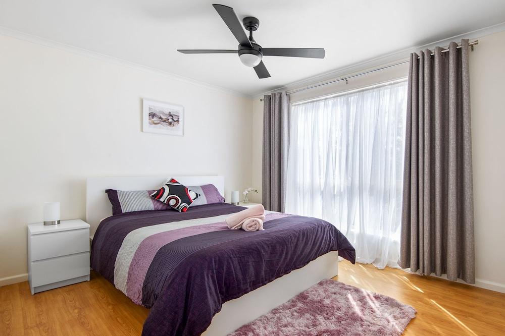 Unwind Escape to the Lakeside