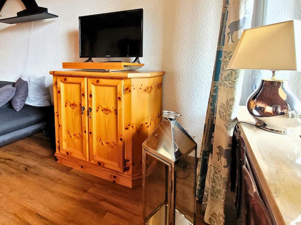 Apartment With Covered Balcony