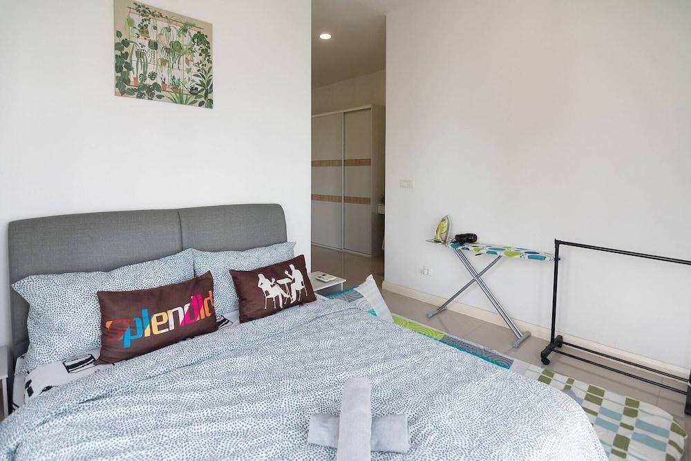 Lux Dpristine 3BR Home w Views, 5mins to Legoland