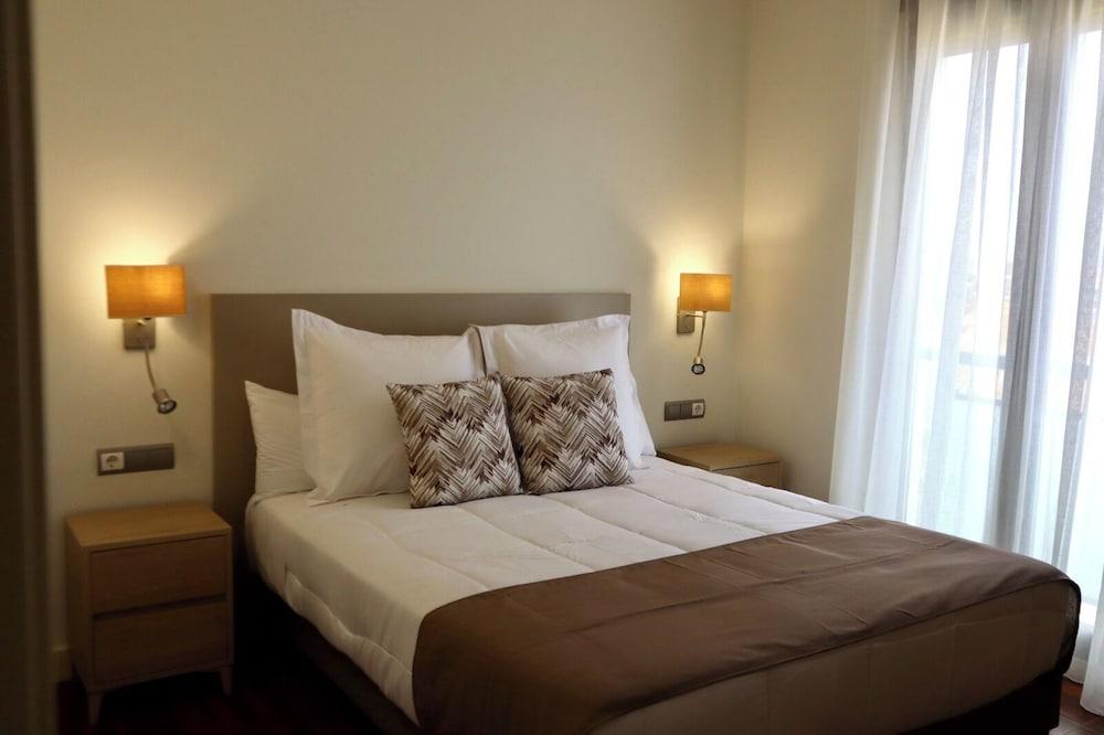 ApartaHotel Punta Calera