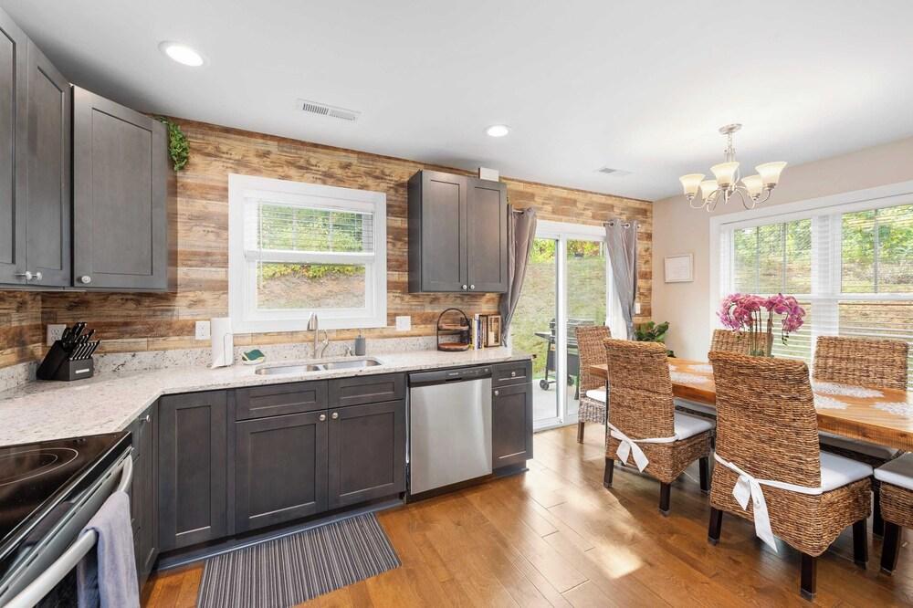 Cypress & Willow Buyout by Avantstay 2 Home Buyout! Sleeps 16!