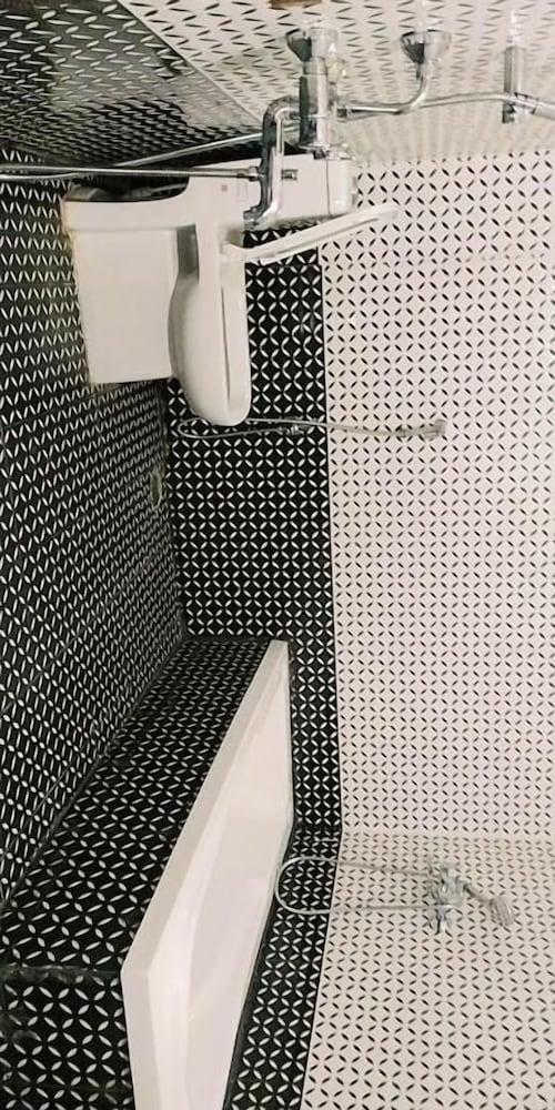 Shree Krishna Palace Rajgir