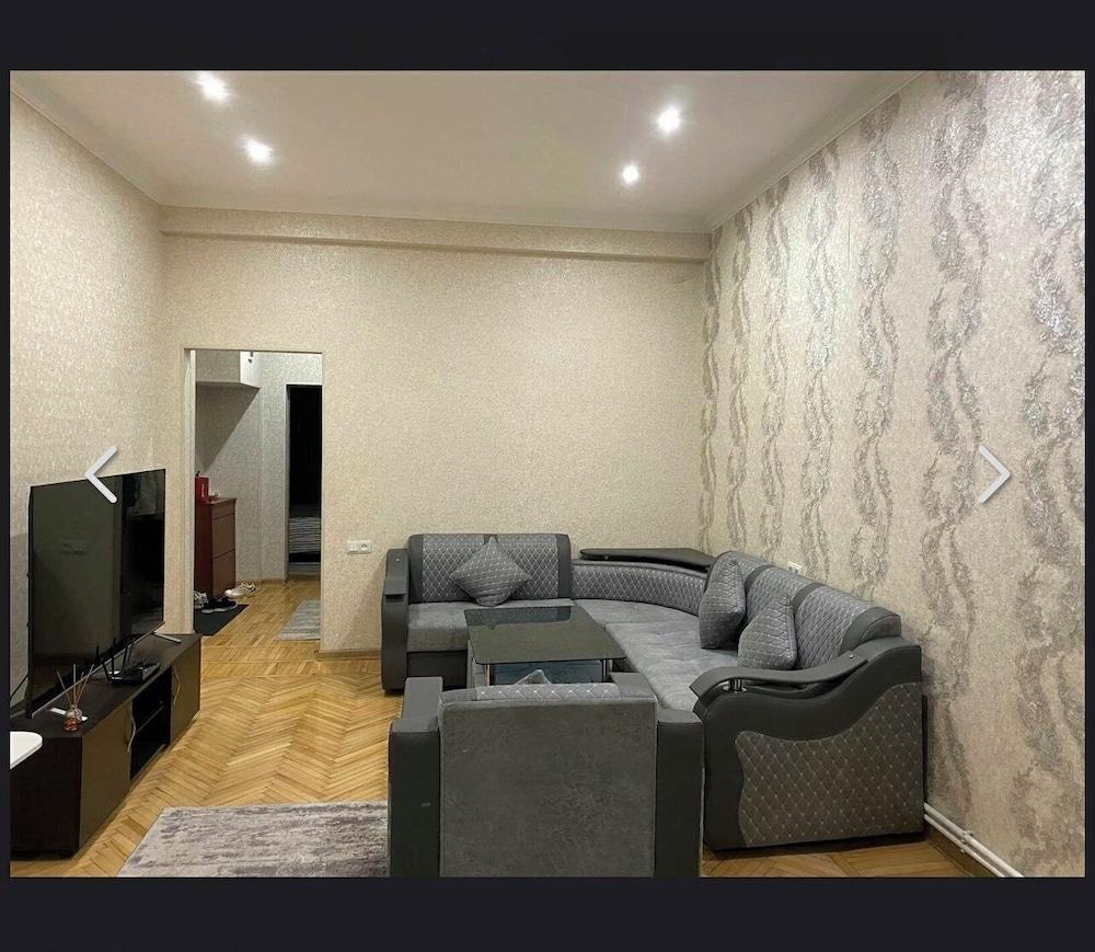2 bedroom in the heart of Yerevan
