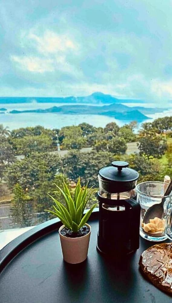 Need Place To Stay In TAGAYTAY. Book Now