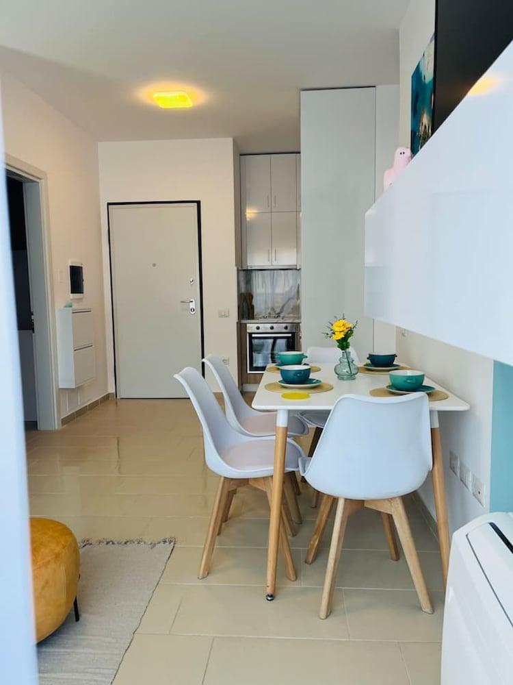 Sunny Apartment in Vlor