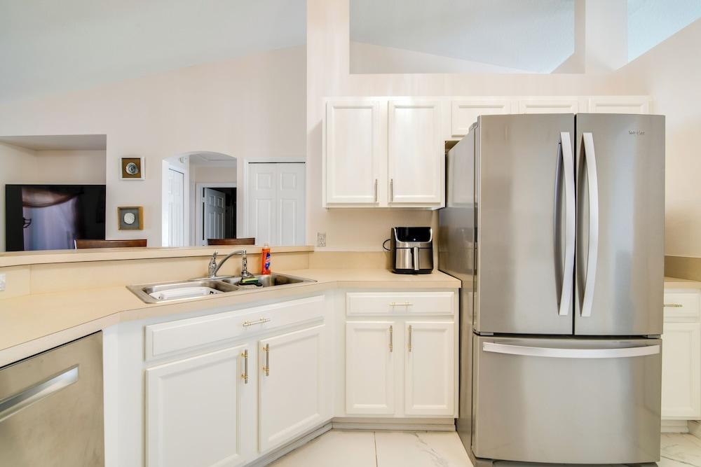 8 Mi to Silver Springs: Tranquil Home w/ Gazebo