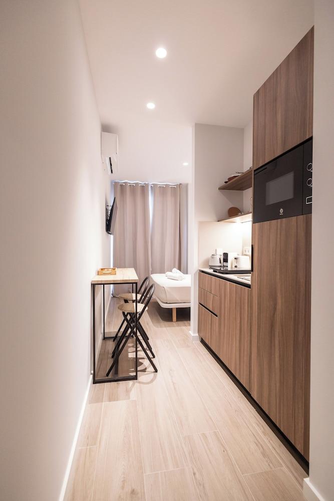 Yard Patraix by Concept