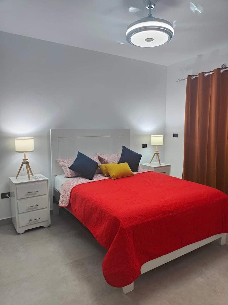 Estrella Dominicus - Dominican Experience