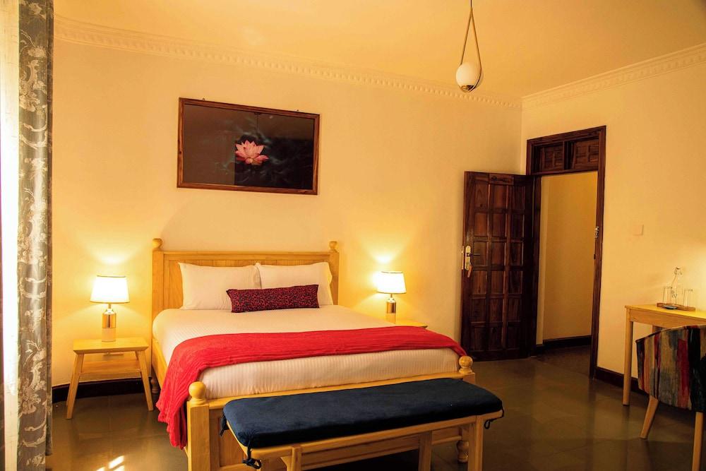 The Hidden Valley Lodge