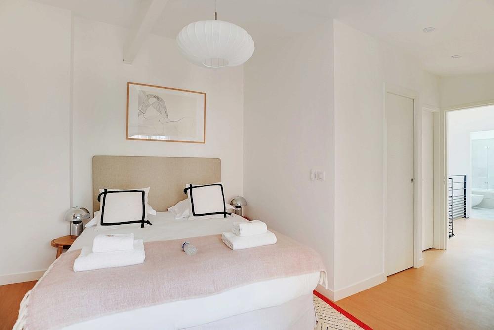 Spacious House 4bdr / 7P - Boulogne Billancourt