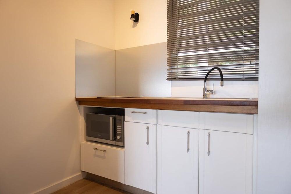 The Shores of Hawaiki