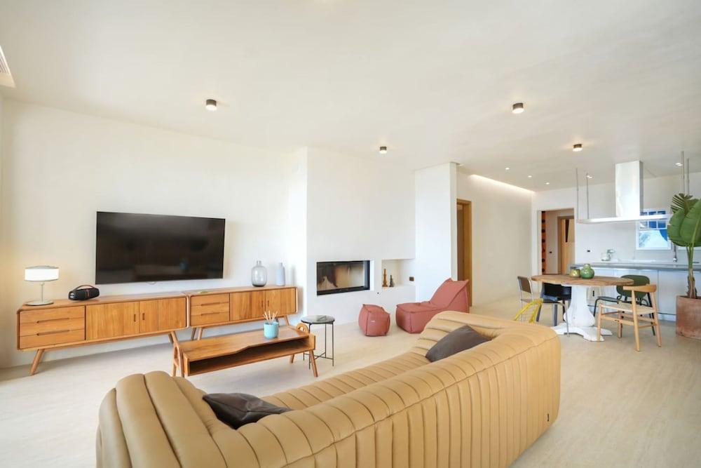 Villa 16 Dh rmi in Dh rmi