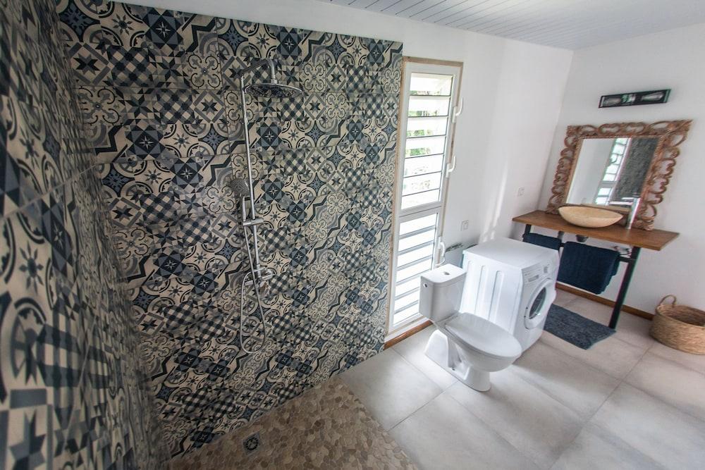 Moorea - Paopao Pool Mountain