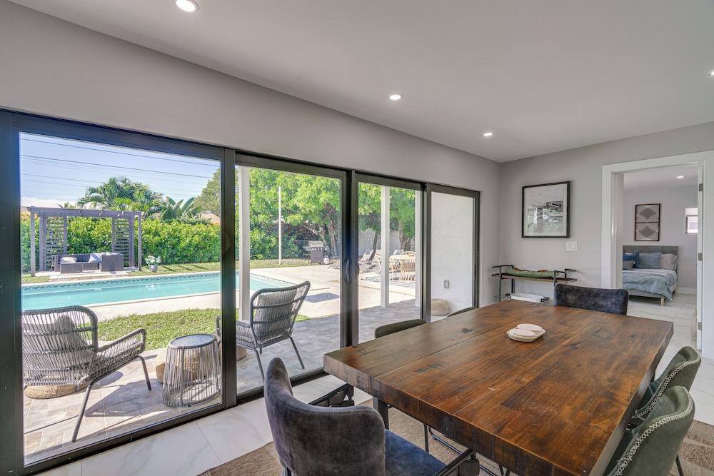 1 Mi to Beach: Modern Cape Coral Home w/ Pool