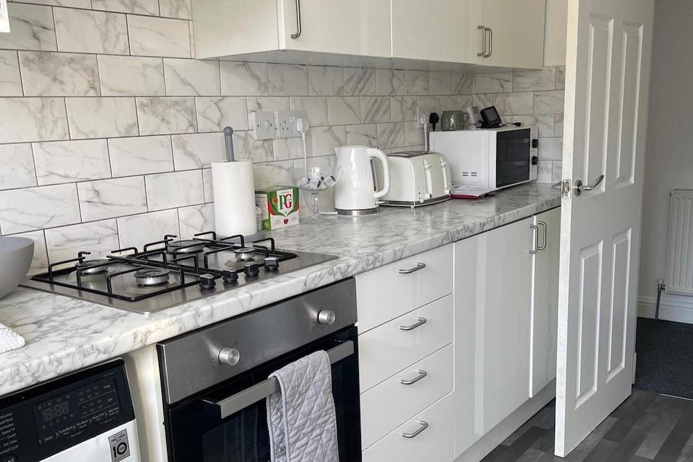 Privategarden- Freeparking- wd- 2br- Wifi