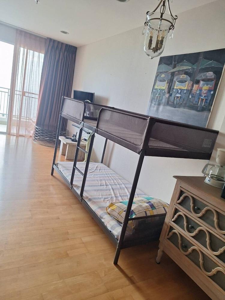 1702 - 2 Bdr Condo With Seaview Boathouse Hua Hin