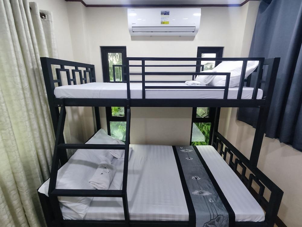 Boac Beach Guesthouse