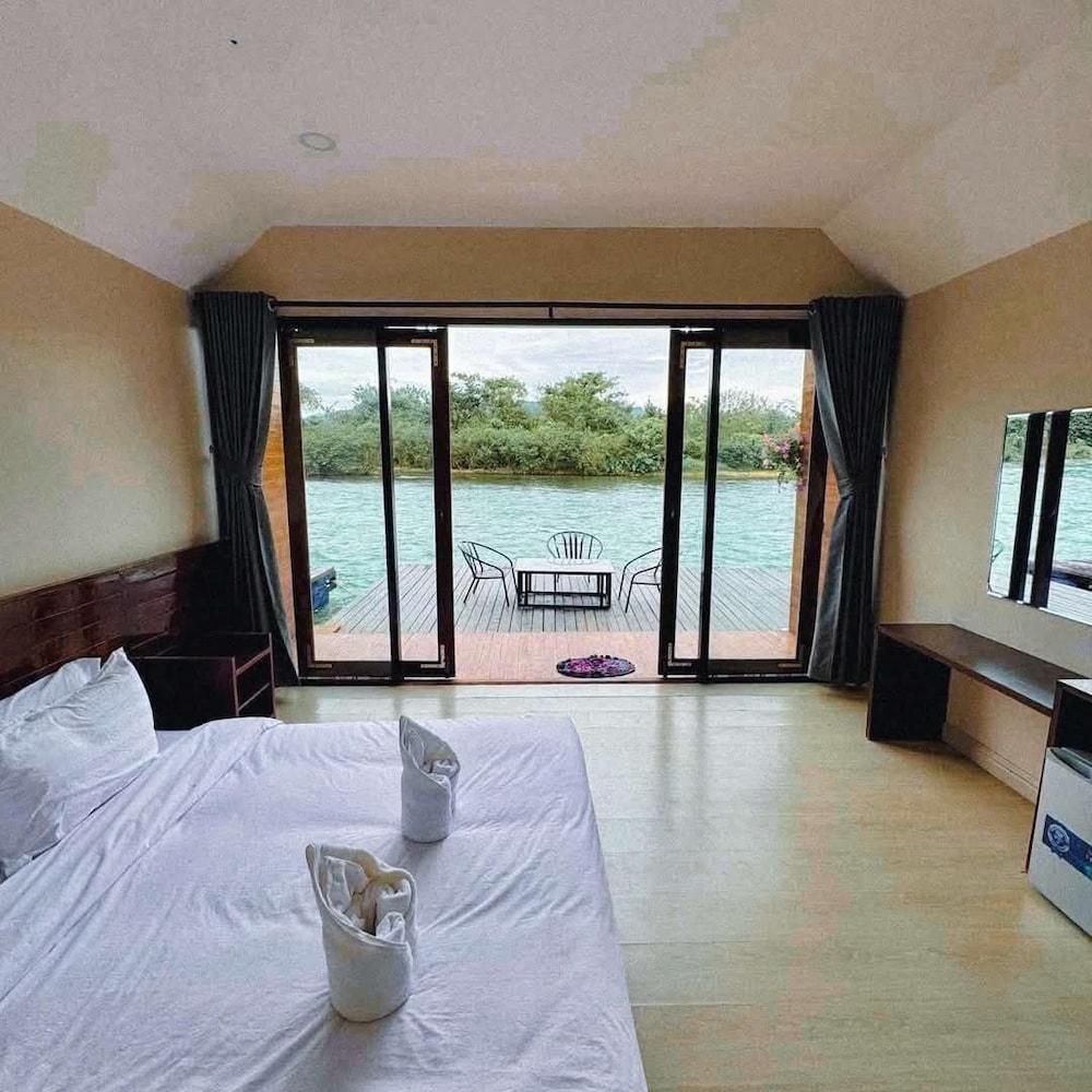 Heun Phea Meuang Feuang Riverside2