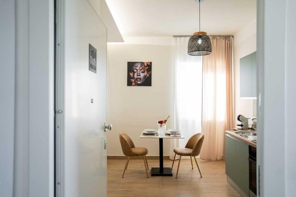 Viroga suite apartments