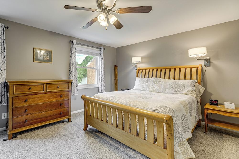 Townhome 10 Mi to Wpafb & Dayton!