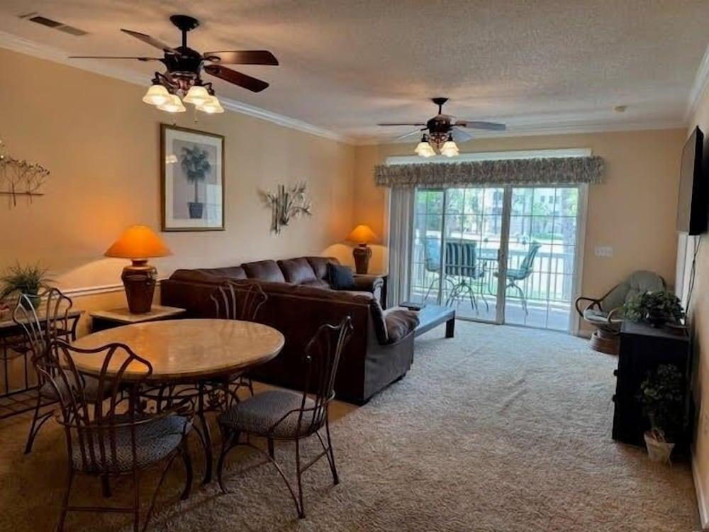 Wedgewood 723 2 Bedroom Condo