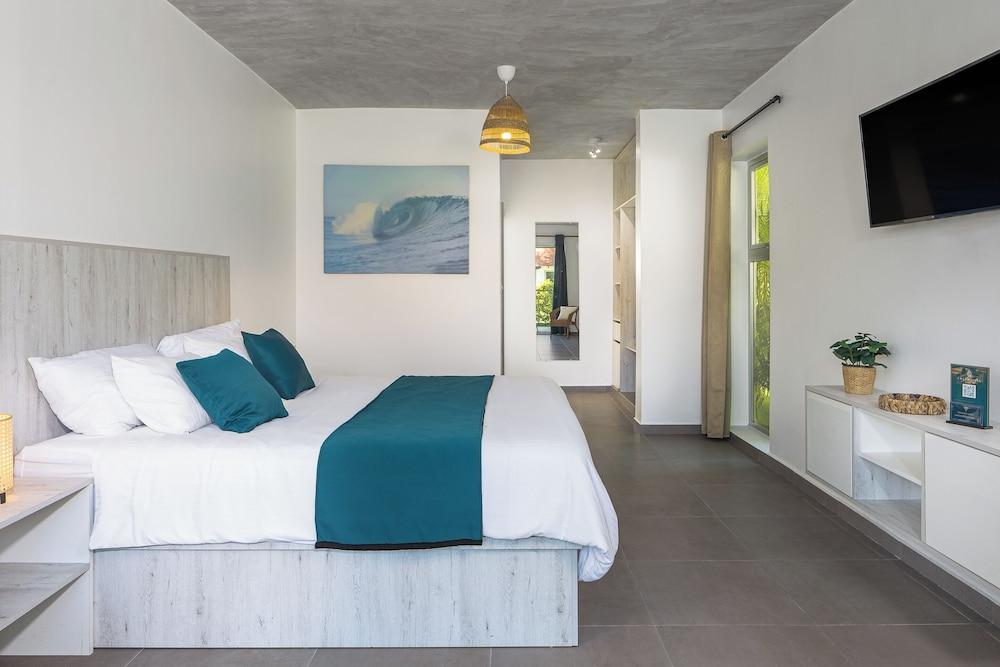 La Curadina Encuentro Surf Resort