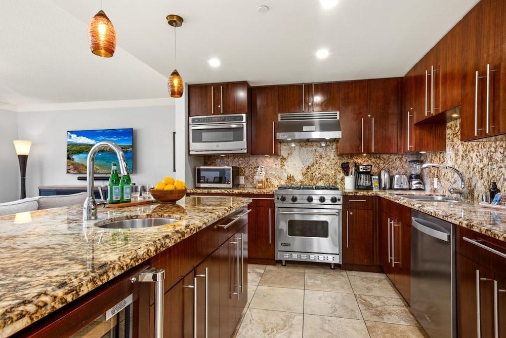Honua Kai Hokulani 2 Free Rental Cars KBM Resorts Close To Beach 2 Units, 5 Bedrooms Ml-1646