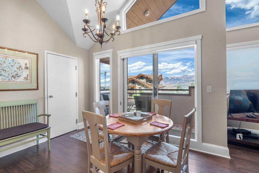 Blue Mesa Lodge 40C by Avantstay Ski In/ Ski Out Unit w/ Balcony!