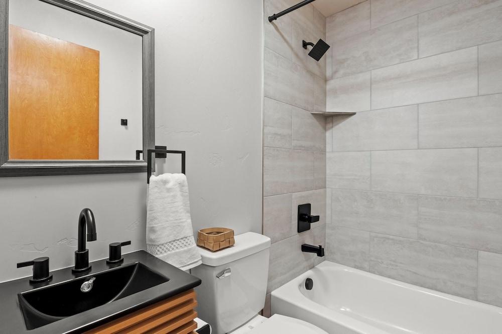 Timber Lodge Cabin 14