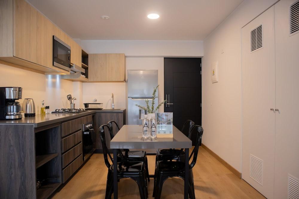 w Elegant 2BR w/ Great Balcony in Miraflores